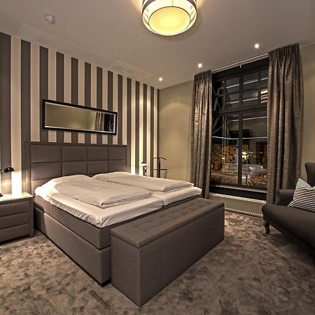 Hotel-Restaurant Unicum Elzenhagen Poeldijk Ngoại thất bức ảnh